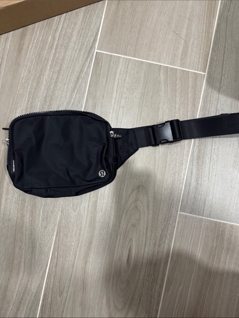 lululemon athletica large Black Nylon Belt Bag